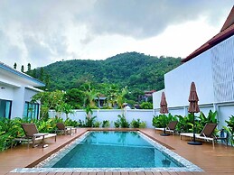 Mona Pool Villa Kamala