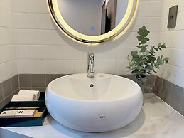 Nature Hotel - Win Happy