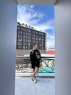 Nature Hotel - Win Happy