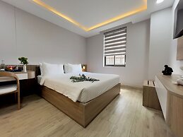 Nature Hotel - Win Happy