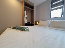 Nature Hotel - Win Happy