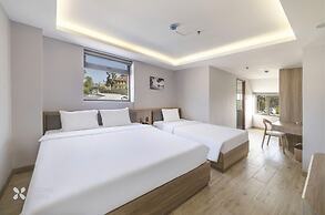 Nature Hotel - Win Happy