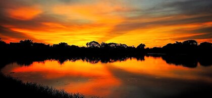 Tiny Island Lake Lodge