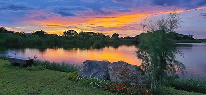 Tiny Island Lake Lodge