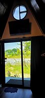 Tiny Island Lake Lodge