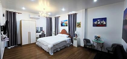 Tiny Island Lake Lodge