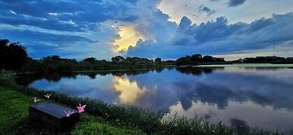 Tiny Island Lake Lodge