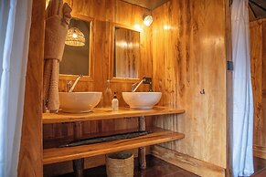 Rhotia Valley Tented Lodge