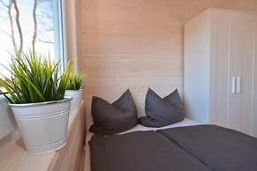 Comfortable Holiday Cottages, Pool Whirlpool Dabki