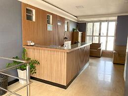 Hotel Pinheiro Center