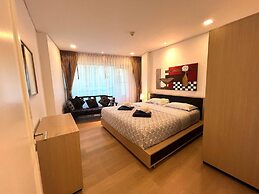 One Bedroom at hua Hin Main Downtown With 5 Mins Walk To Beach