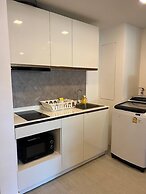 One Bedroom at hua Hin Main Downtown With 5 Mins Walk To Beach