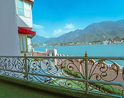 The Neeraj Ganga Heritage Palace