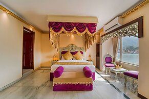 The Neeraj Ganga Heritage Palace