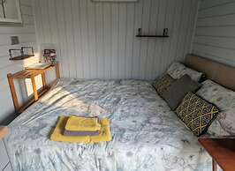 Glan yr Afon Un - Relax, Recuperate, Enjoy