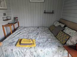 Glan yr Afon Un - Relax, Recuperate, Enjoy