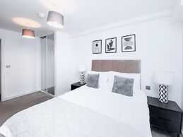 Cosy 2 Bedroom 2 Bath Apartment With Free Parking