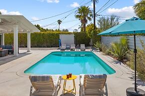 Club 915 Getaway- Pool BBQ and Pet Friendly