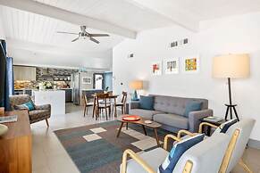 Club 915 Getaway- Pool BBQ and Pet Friendly