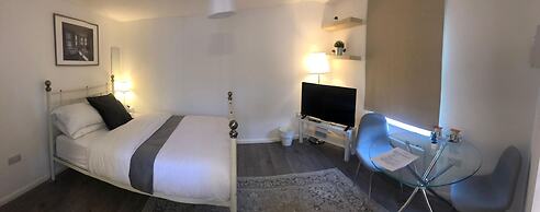 Hackney E5 - Perfect for Couples Getaway