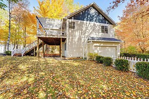 Cottage w/ Private Beach + Fire Pit in Manistee!