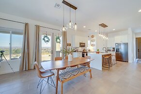 Hiker's Retreat w/ Furnished Patio in Rimrock!