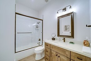 Hiker's Retreat w/ Furnished Patio in Rimrock!