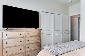 5 Mi to Fort Harrison: Home w/ Pool Access!