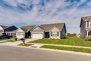 5 Mi to Fort Harrison: Home w/ Pool Access!