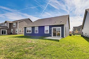 5 Mi to Fort Harrison: Home w/ Pool Access!