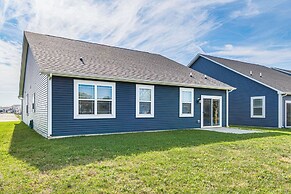 5 Mi to Fort Harrison: Home w/ Pool Access!