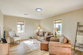 15 Mi to La Cygne Lake: Peaceful Ranch Home