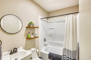 15 Mi to La Cygne Lake: Peaceful Ranch Home
