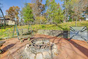 Keshena Lake House: Fire Pit, Deck