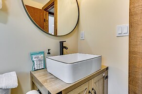 Indoor Pool, Gym & More: Catskills 'retreat House'