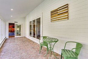 Indoor Pool, Gym & More: Catskills 'retreat House'