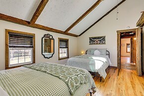 Indoor Pool, Gym & More: Catskills 'retreat House'