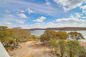 Fire Pit + Stunning Views: Lake Eufaula Retreat!