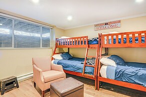 Walk to Giant Steps: Multi-level Brian Head Condo!