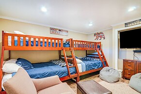 Walk to Giant Steps: Multi-level Brian Head Condo!