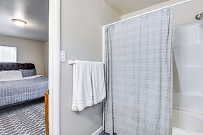 8 Mi to Shoshone Falls: Pet-friendly Getaway!