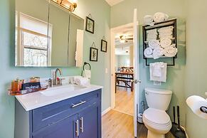 Deck & Fire Pit: Peaceful Home in Elmira