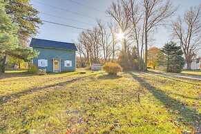 Deck & Fire Pit: Peaceful Home in Elmira