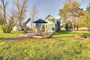 Deck & Fire Pit: Peaceful Home in Elmira