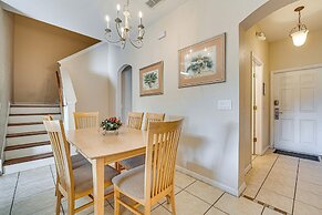 8 Mi to Disney: Orlando Home w/ Lazy River Access!