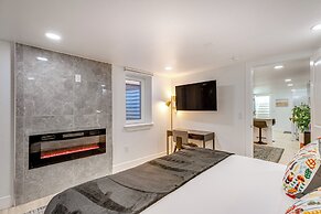 Wash Park Access: Denver Apt w/ Outdoor Dining!