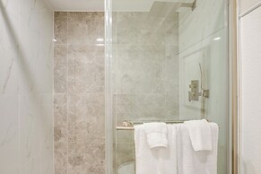 Wash Park Access: Denver Apt w/ Outdoor Dining!