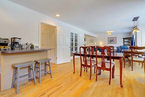 Group Getaway ~ 15 Mi to Charlottesville!