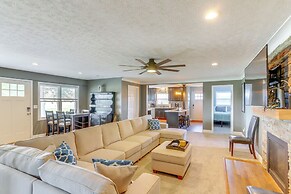 5 Mi to Lake: Port Clinton Home w/ Gazebo & Grill!