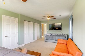 5 Mi to Lake: Port Clinton Home w/ Gazebo & Grill!